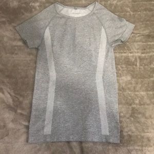 NEW stretchy Dri fit material workout top sz M